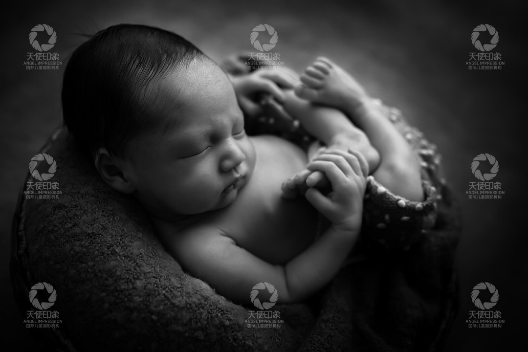 黑白印象_成都儿童摄影_轻奢馆