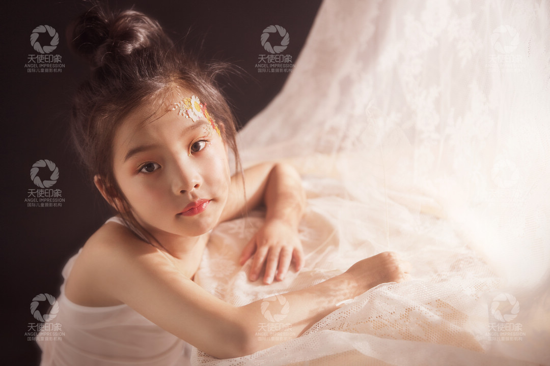 半夏时光_成都儿童摄影_轻奢馆