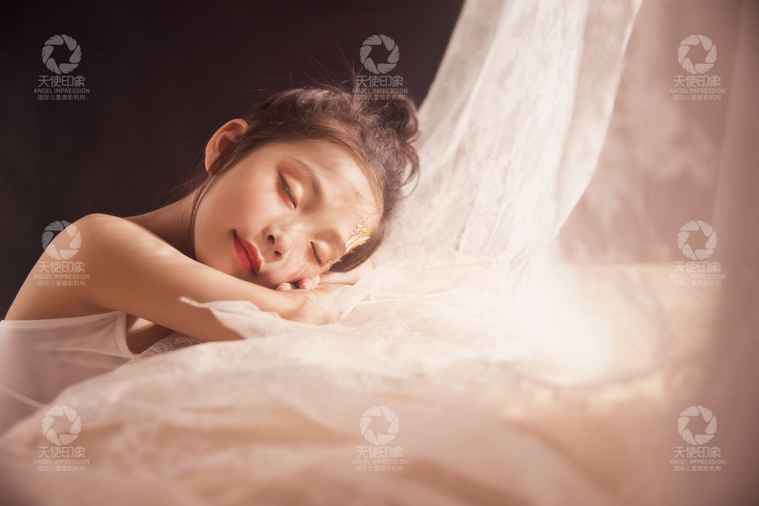 半夏时光_成都儿童摄影_轻奢馆