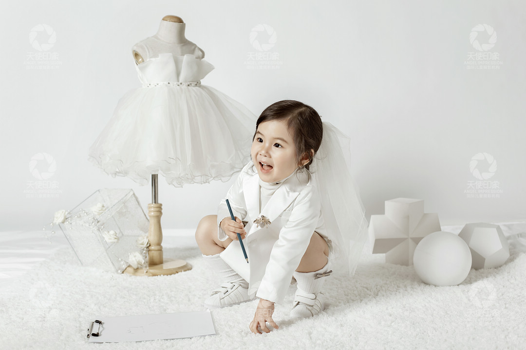 桔梗少女之梦_成都儿童摄影_梦幻馆