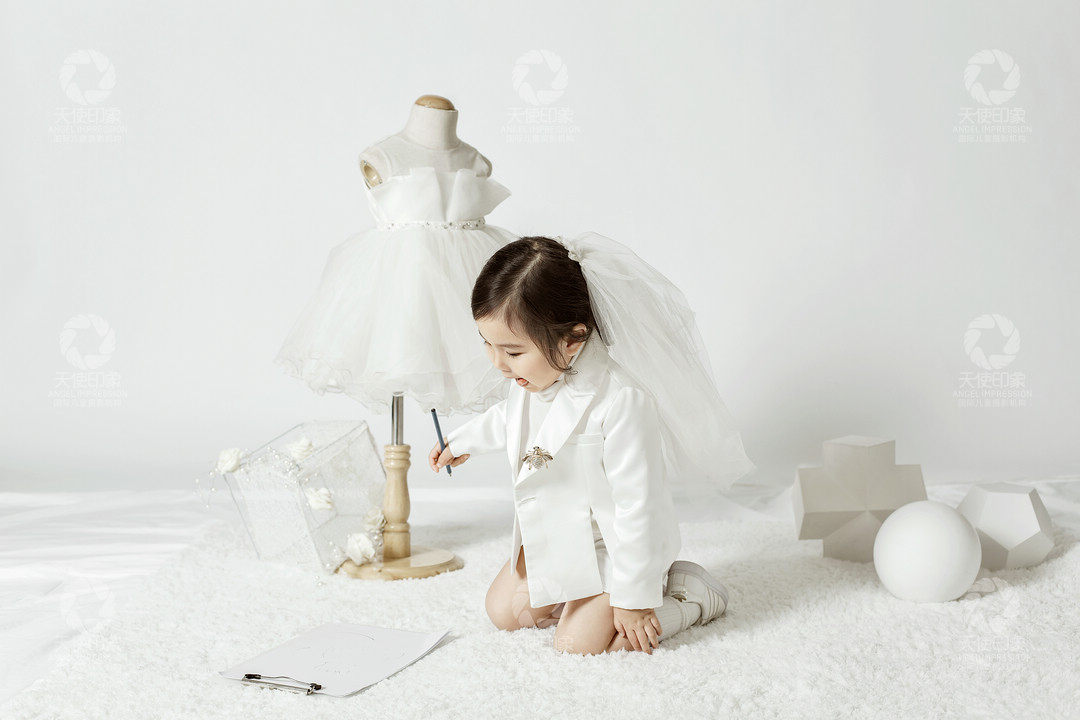桔梗少女之梦_成都儿童摄影_梦幻馆