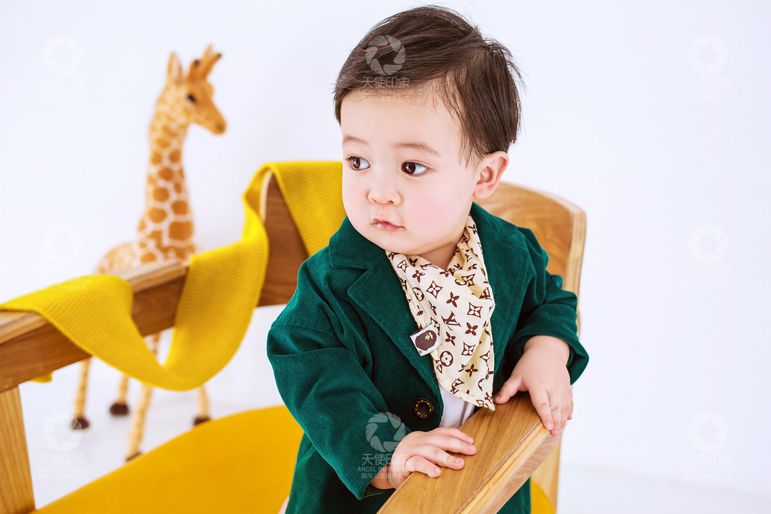 萌趣小鹿_成都儿童摄影_万达馆