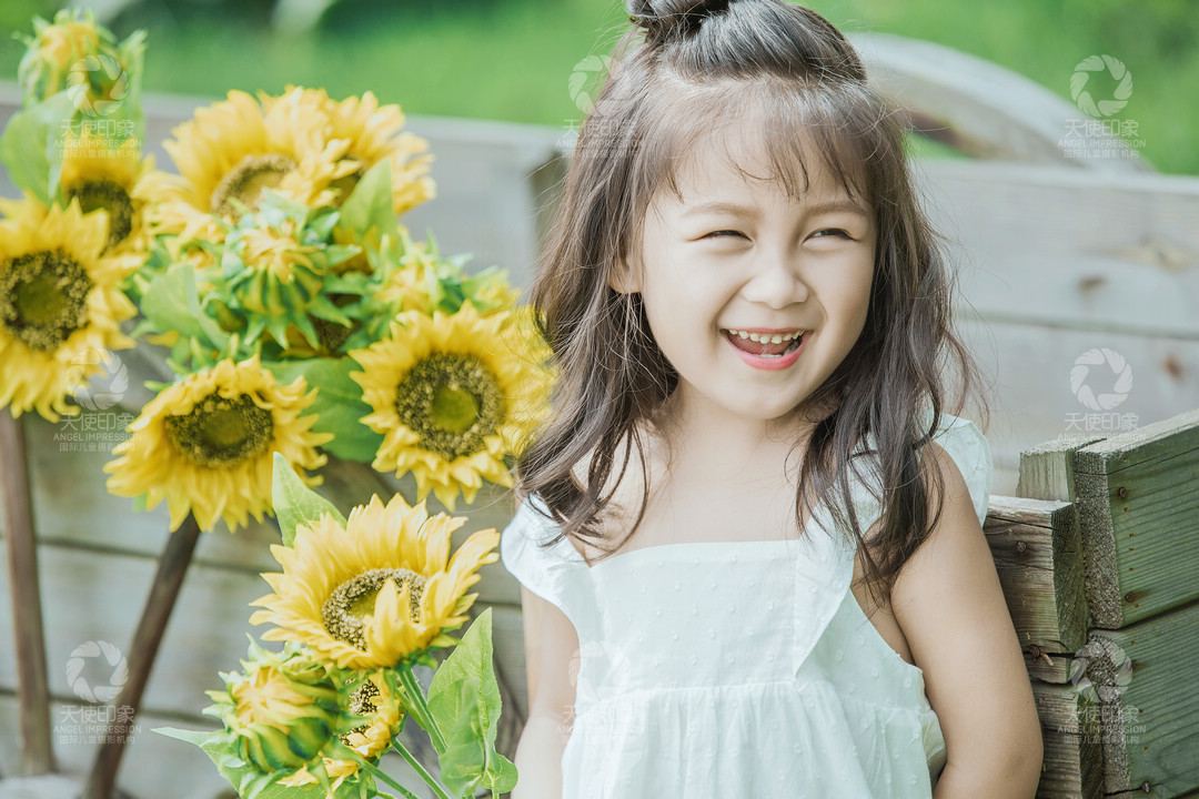 盛夏光年_成都儿童摄影_北欧馆