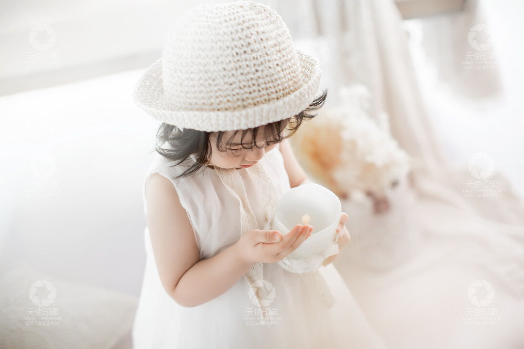 一缕烛光_成都儿童摄影_欧美馆