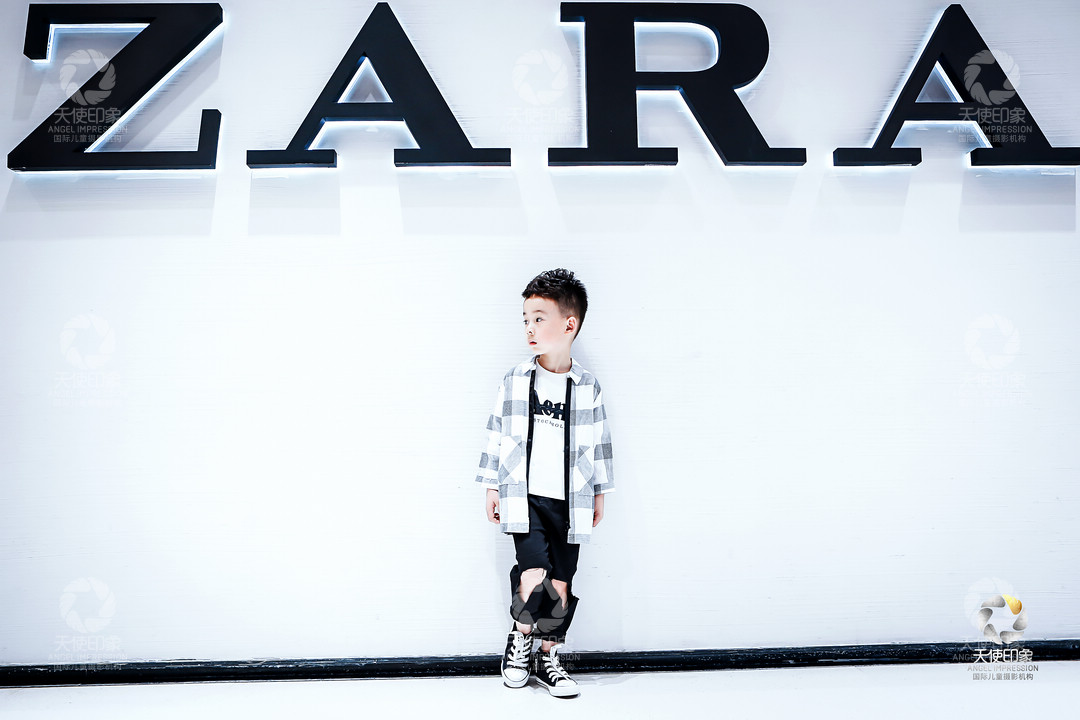 酷酷街角_成都儿童摄影_炫酷馆