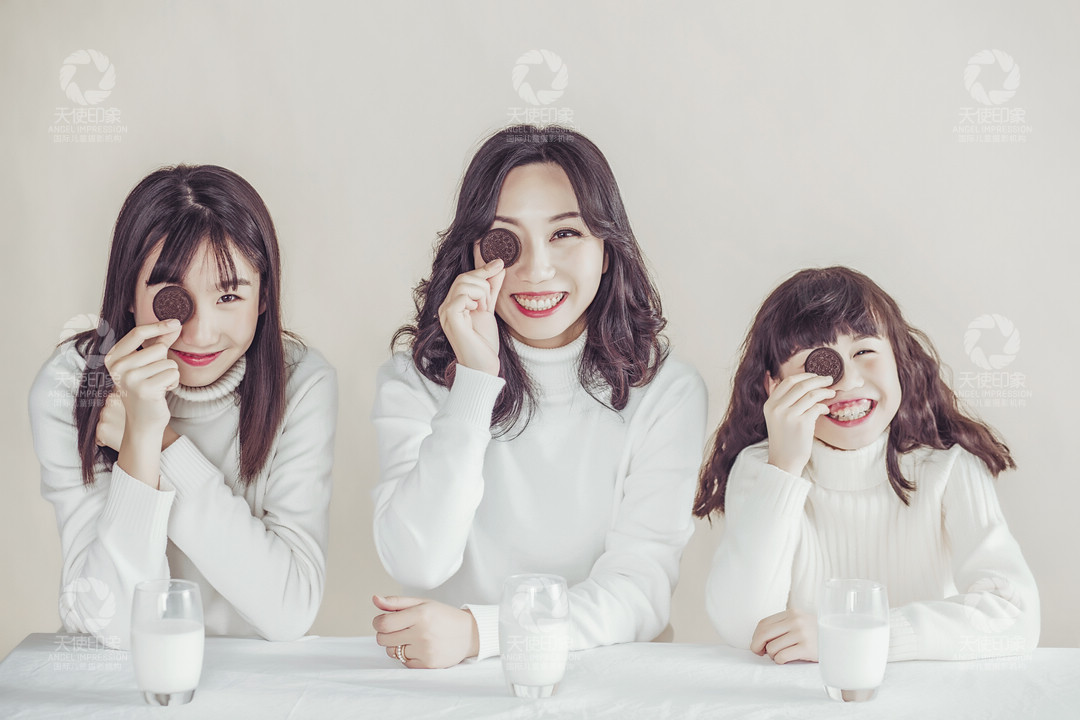 三三年华_成都儿童摄影_轻奢馆