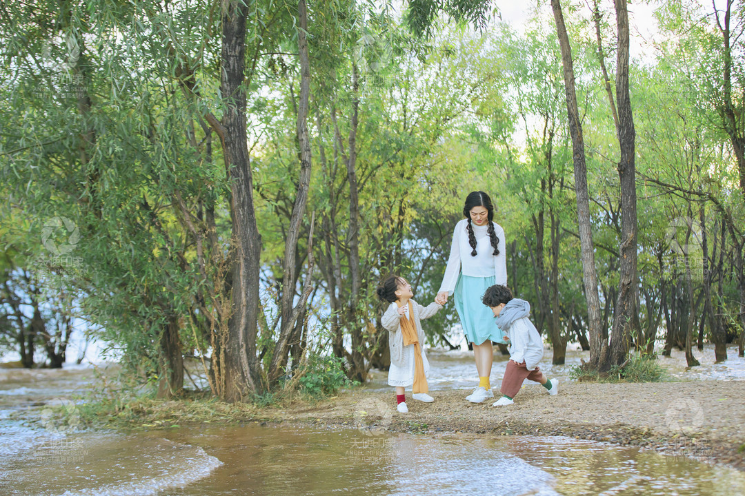 暮春烟雨_成都儿童摄影_花锦馆