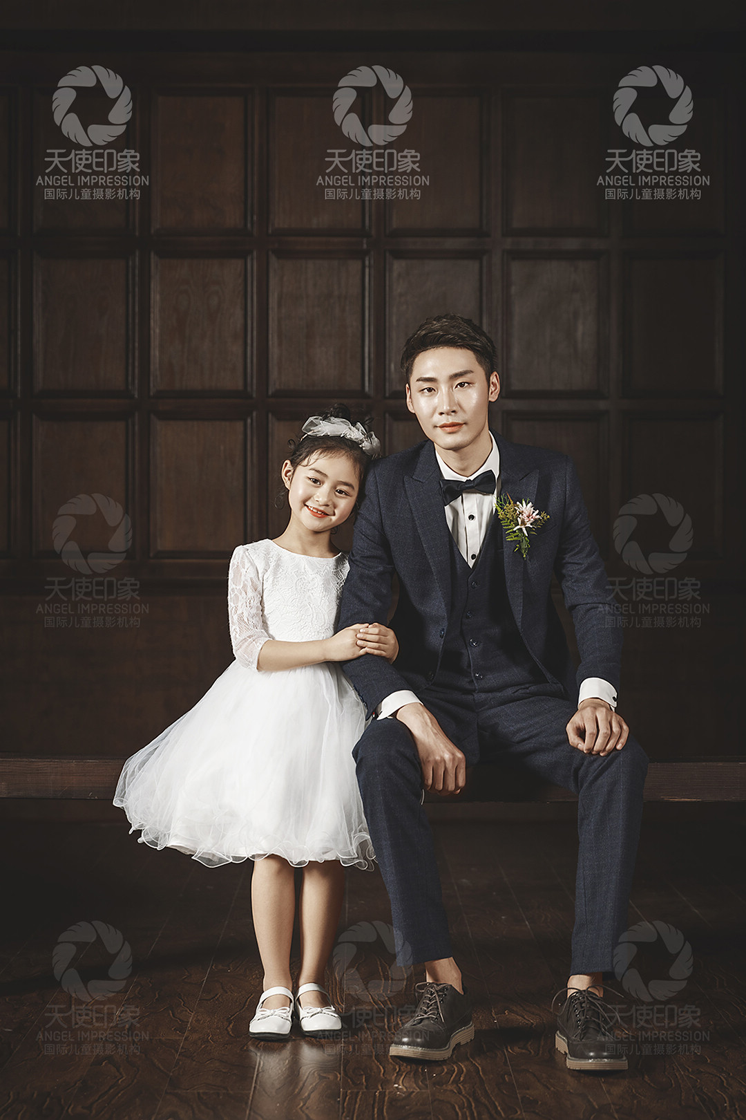 卿卿我心_亲子照