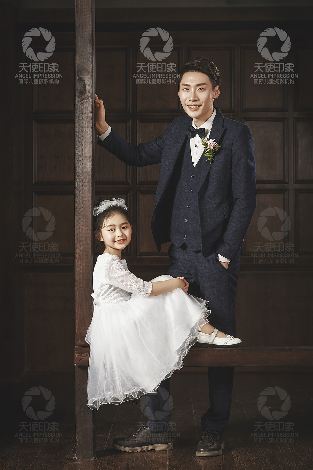 卿卿我心_亲子照