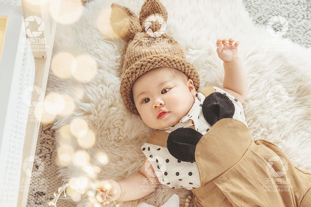 兔兔的午睡时刻_宝宝百天照