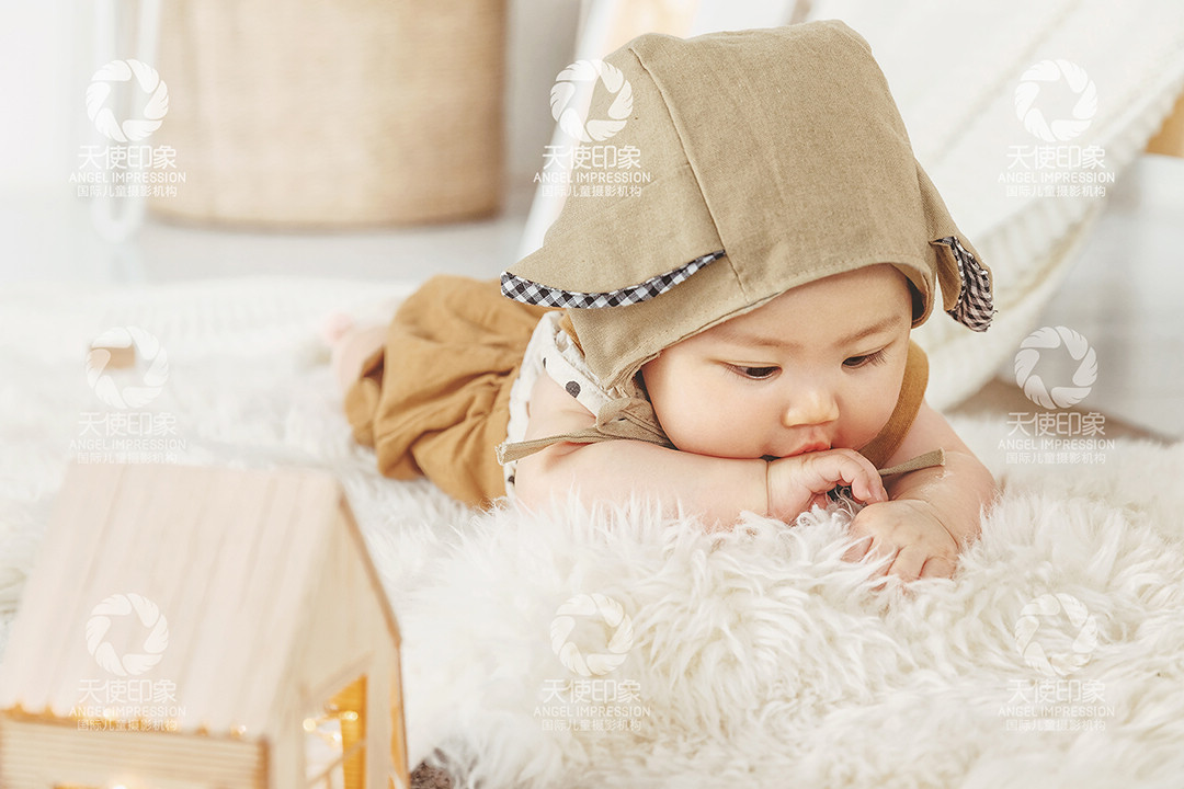 兔兔的午睡时刻_宝宝百天照