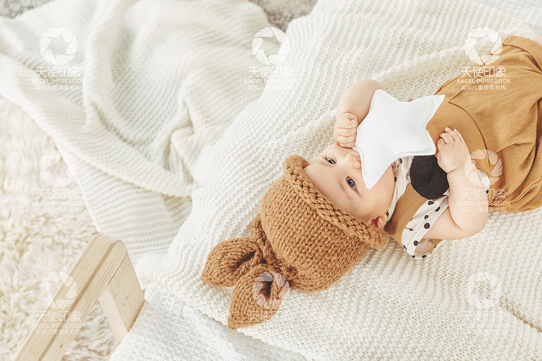 兔兔的午睡时刻_宝宝百天照