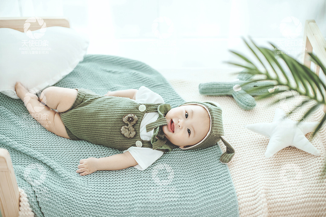 摇摆的夏天_宝宝百天照