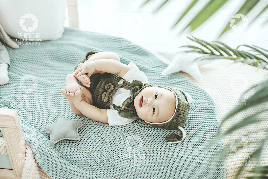 摇摆的夏天_宝宝百天照