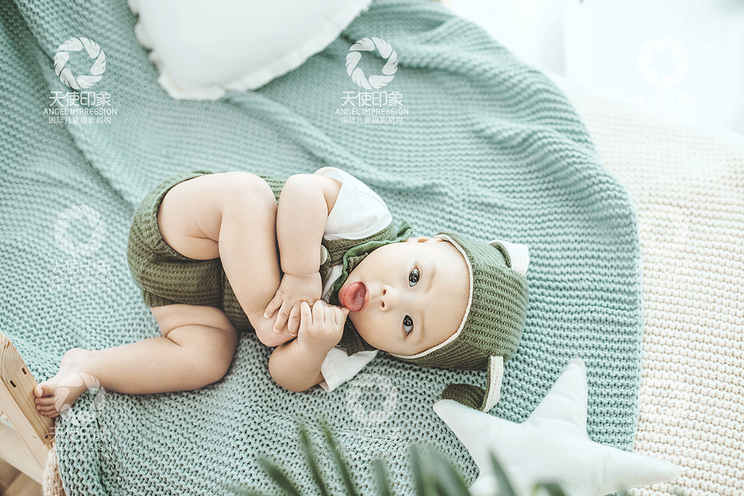 摇摆的夏天_宝宝百天照