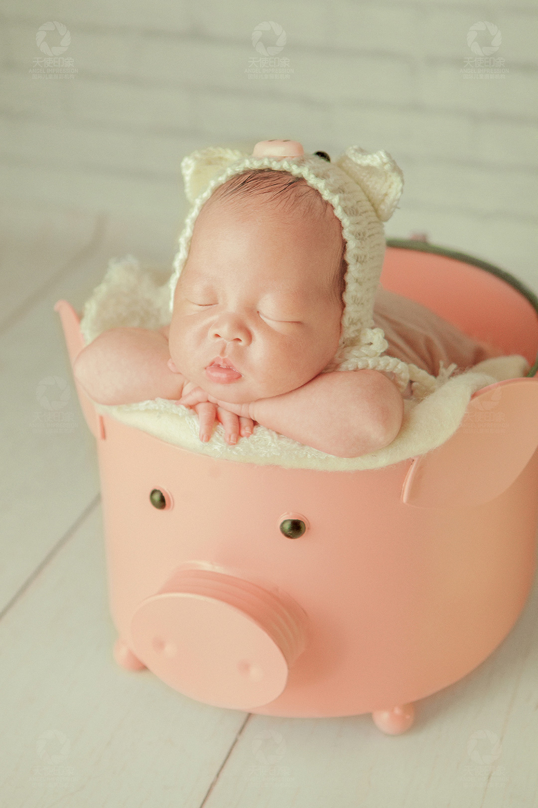 猪桶之家_成都新生儿摄影