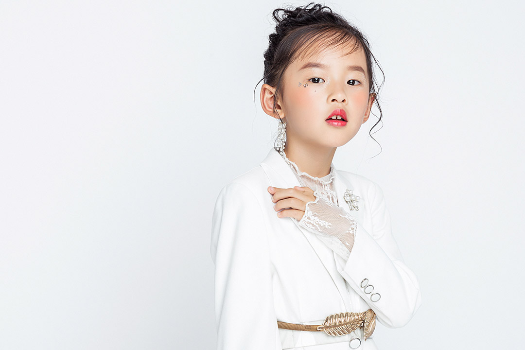 西装公主_成都儿童摄影_欧美馆