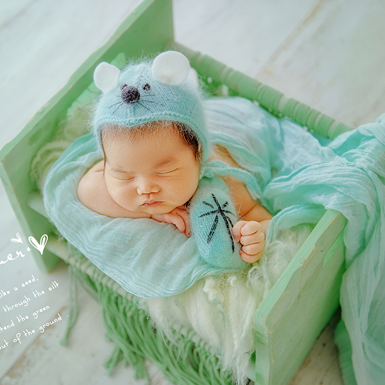 清晰怡夏_成都新生儿宝宝照