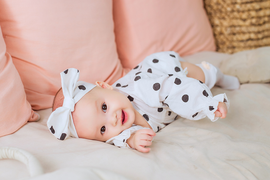 亲亲宝贝_百天照，百天宝宝照