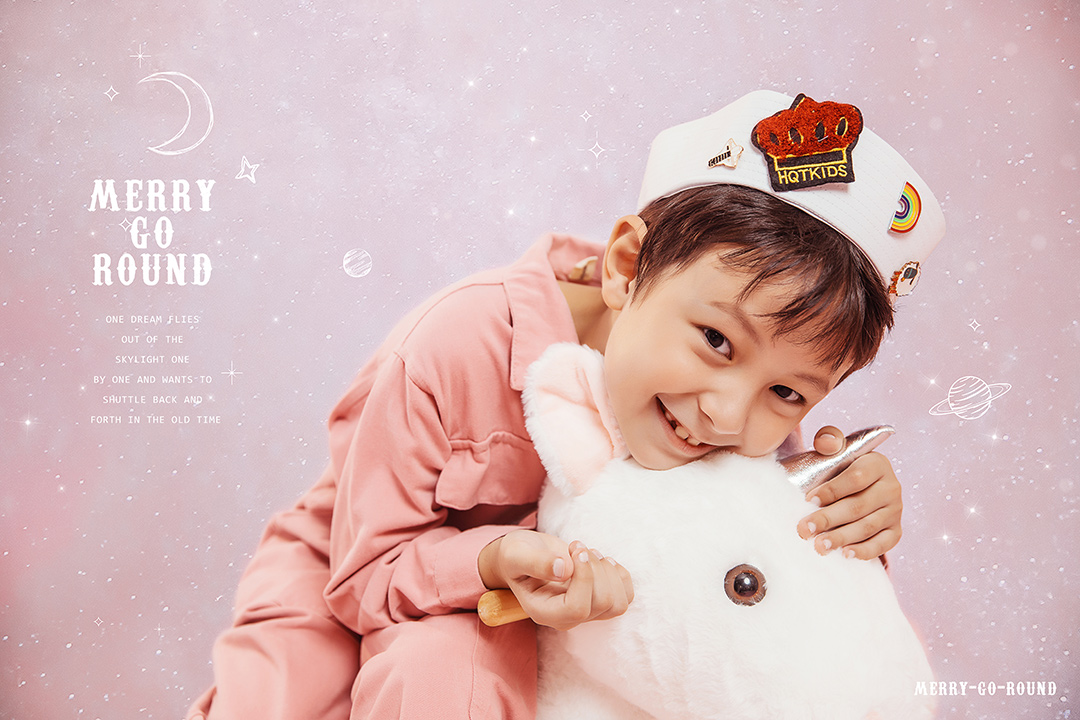 旋转木马_成都儿童照照，儿童艺术照