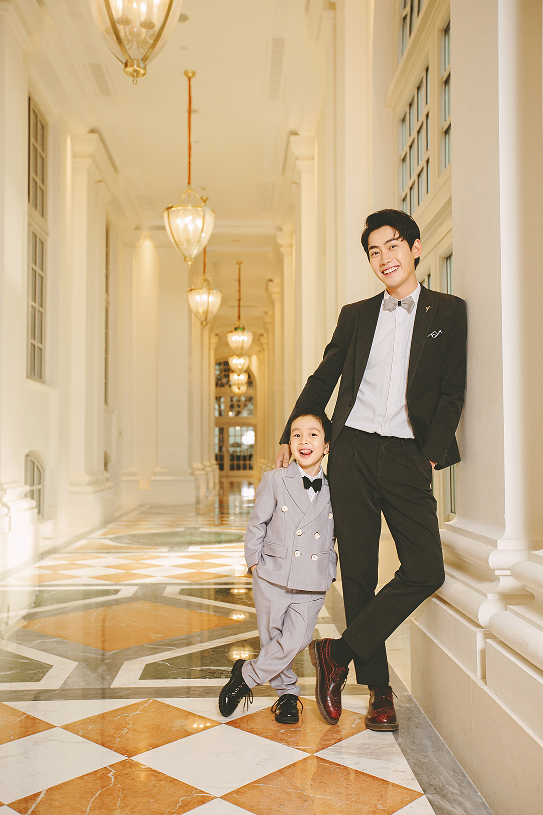 爱在四季_成都亲子照；亲子照；三口亲子照