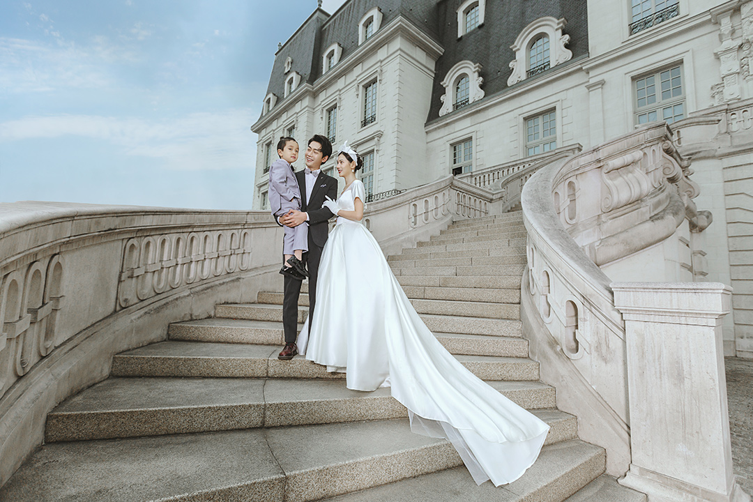 爱在四季_成都亲子照；亲子照；三口亲子照