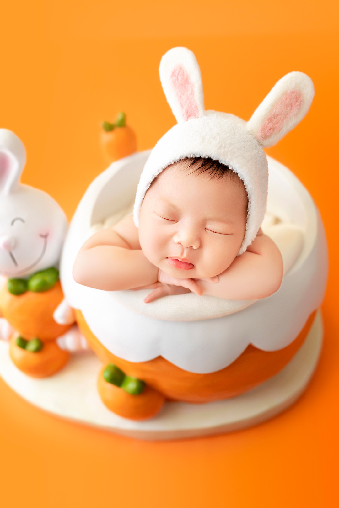 小白兔_宝宝照，新生儿照，百天照，免费上门拍摄新生儿照