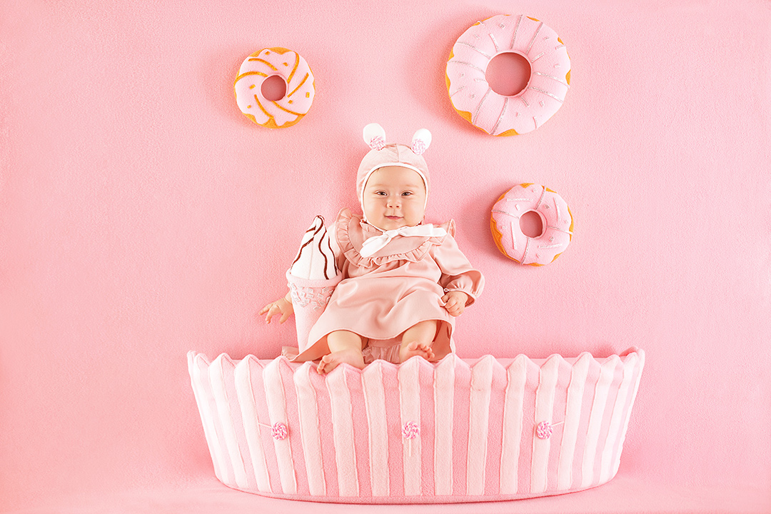 粉色甜蜜_宝宝照；百天照；新生儿照；儿童照；亲子照