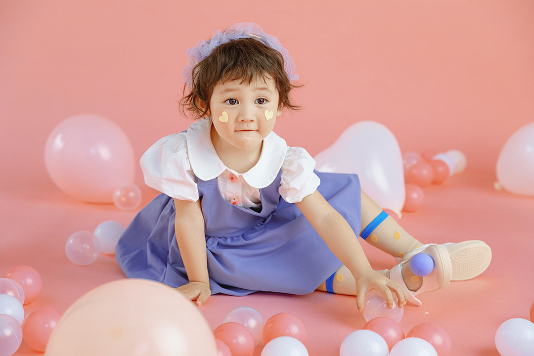 Mia's-balloons_宝宝照，百天照，儿童照，生日照