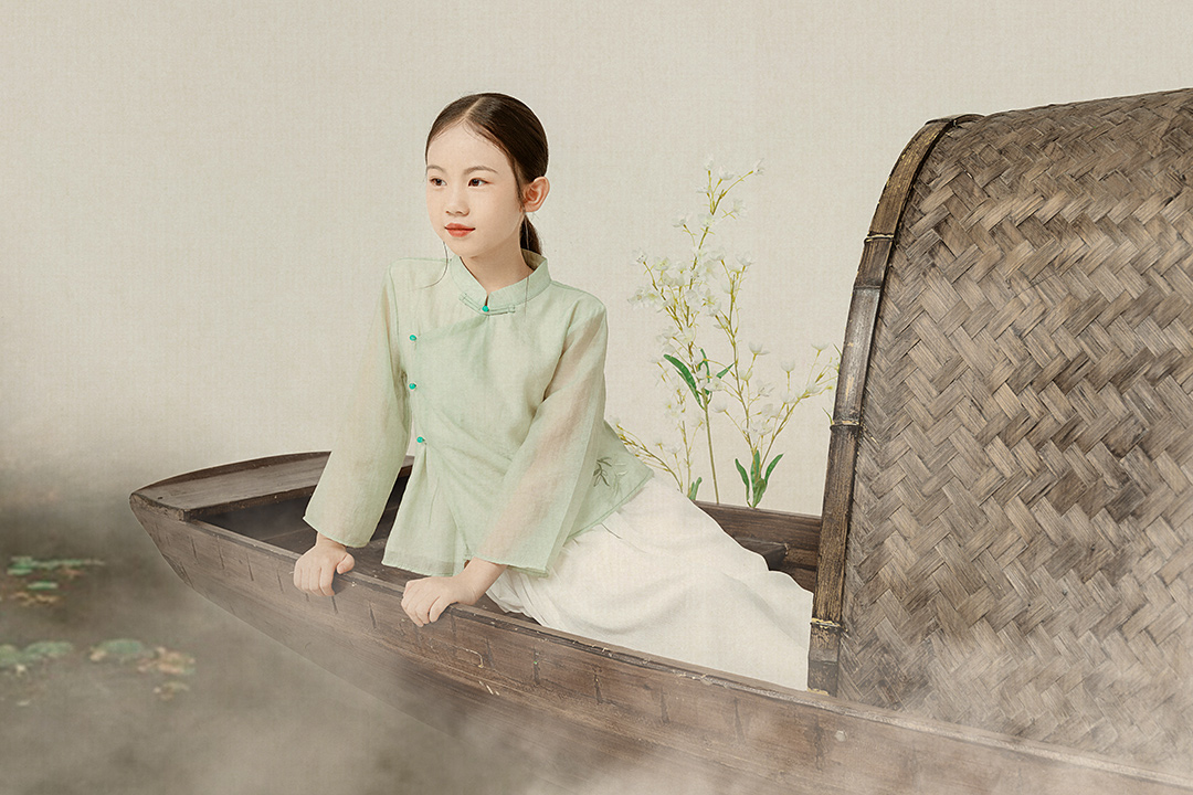 烟雨童舟_成都儿童照照，儿童艺术照；亲子照；母子照；亲子全家福，古风亲子照