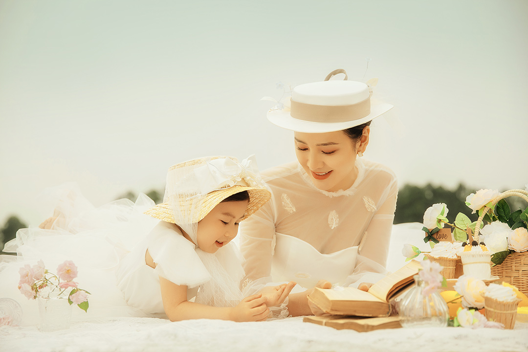 浮生物语_成都儿童照照，儿童艺术照；亲子照；母子照；亲子全家福，古风亲子照
