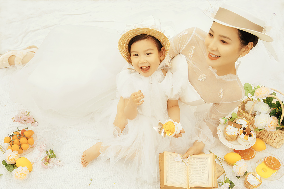 浮生物语_成都儿童照照，儿童艺术照；亲子照；母子照；亲子全家福，古风亲子照