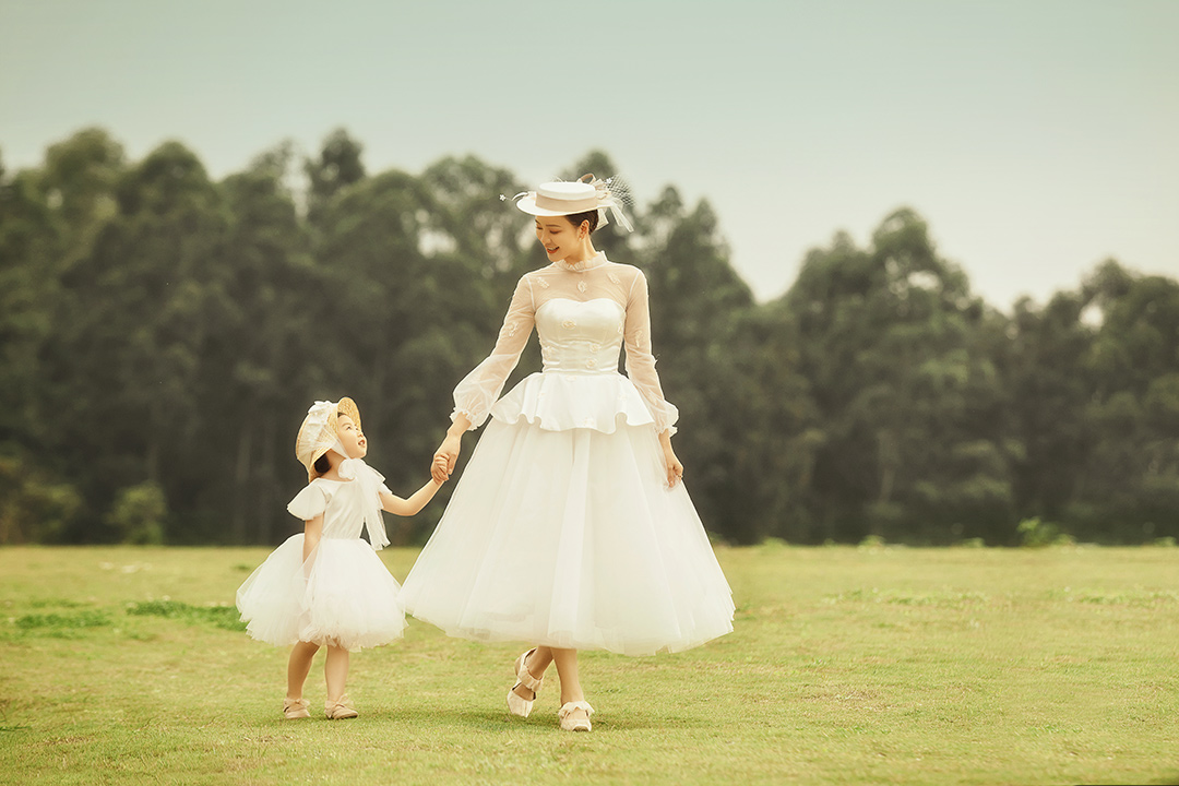 浮生物语_成都儿童照照，儿童艺术照；亲子照；母子照；亲子全家福，古风亲子照