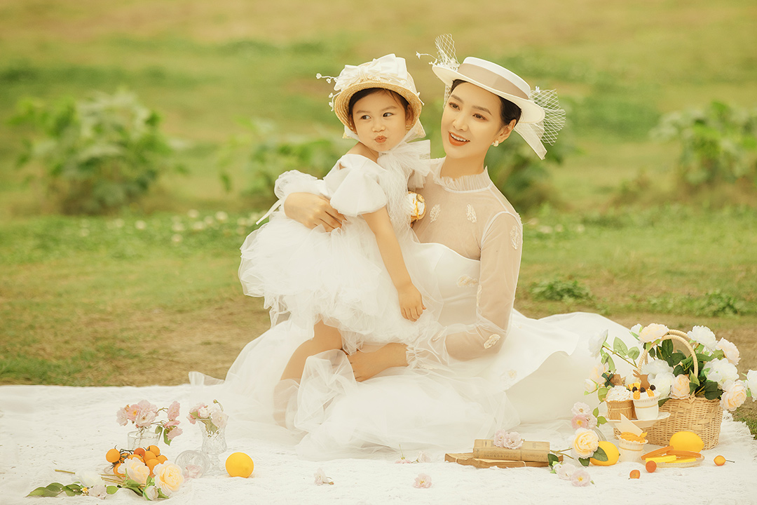 浮生物语_成都儿童照照，儿童艺术照；亲子照；母子照；亲子全家福，古风亲子照