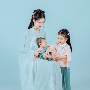 心莲一家